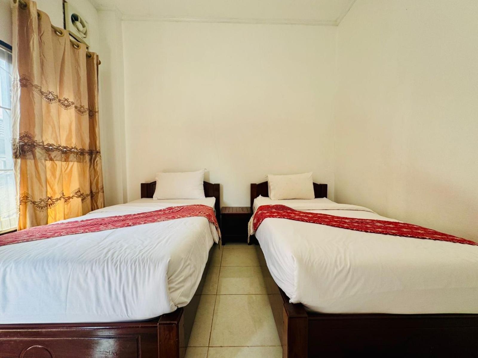 A P S Moutain View Hotel Vang Vieng Exterior foto