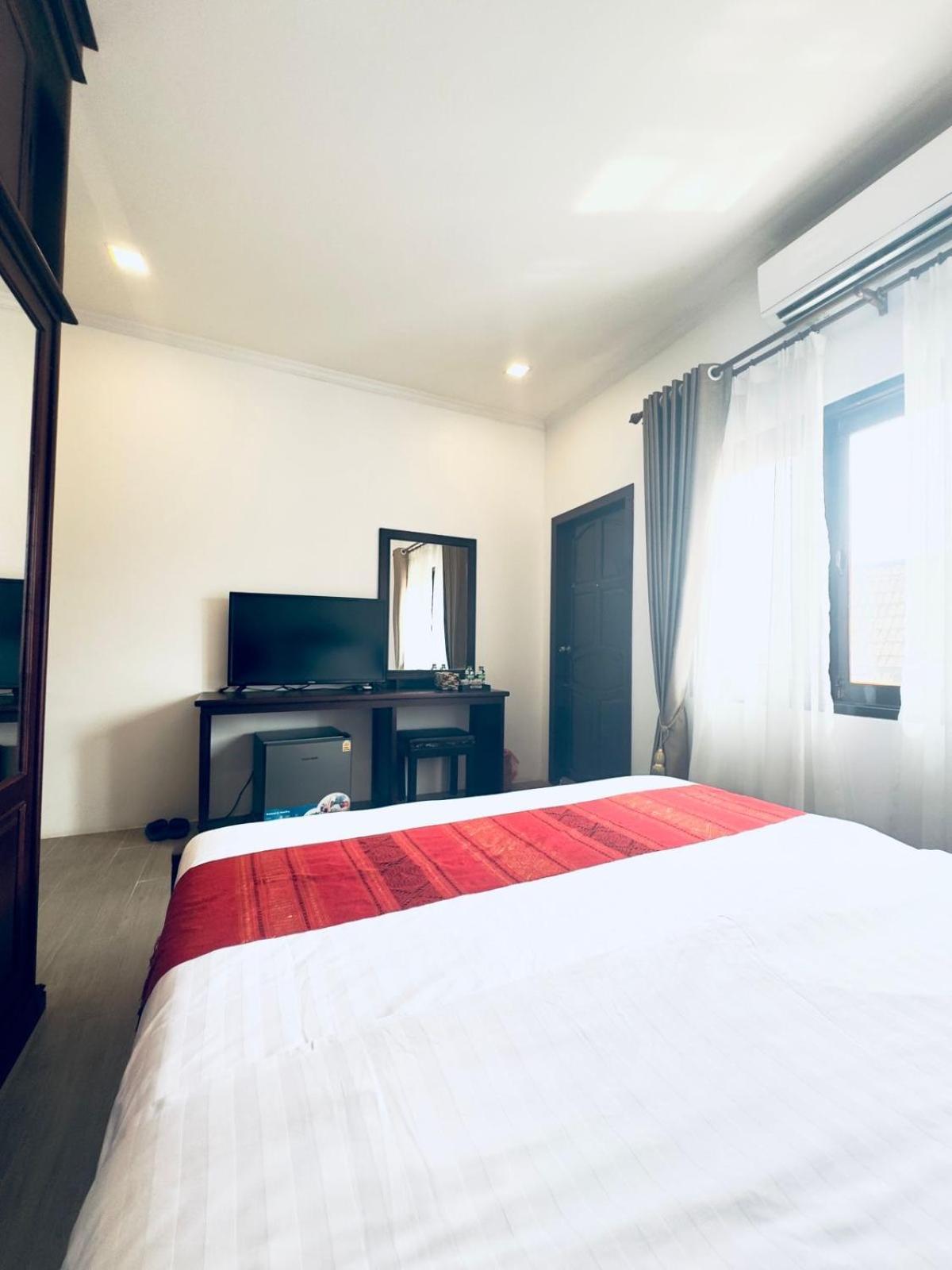 A P S Moutain View Hotel Vang Vieng Exterior foto