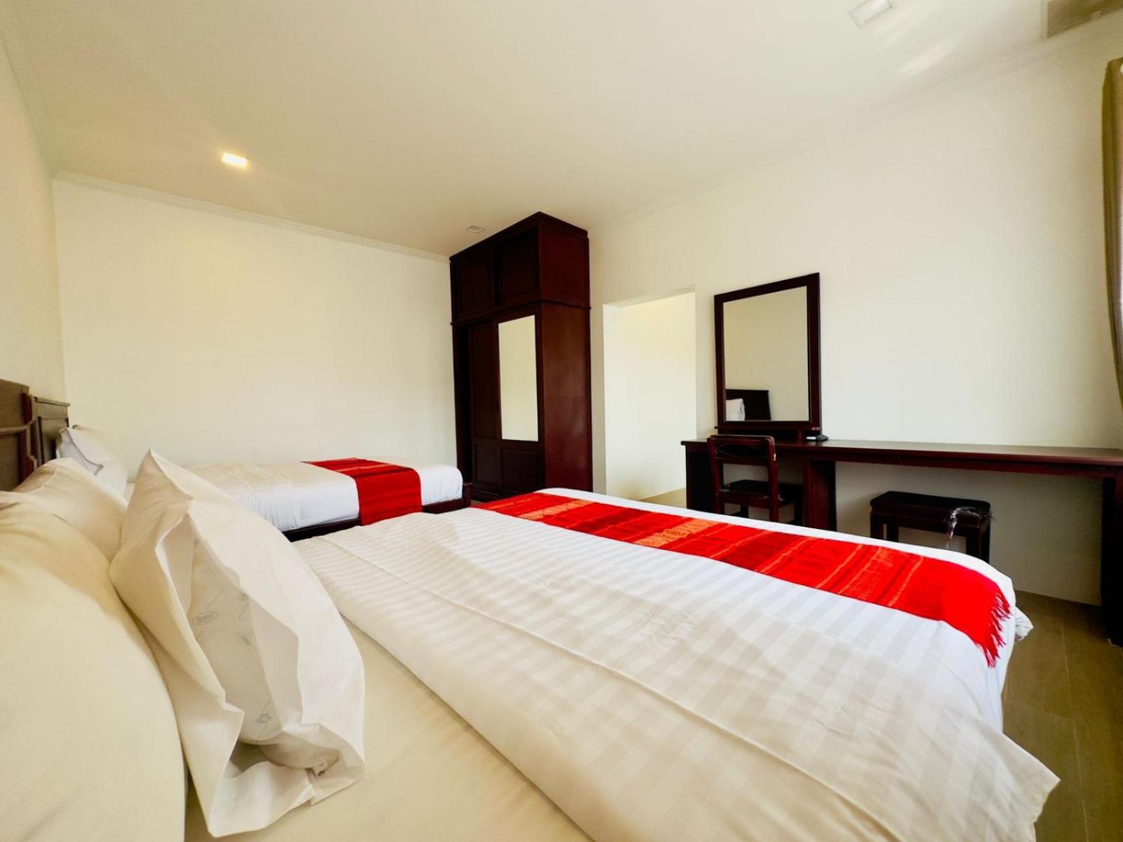 A P S Moutain View Hotel Vang Vieng Exterior foto
